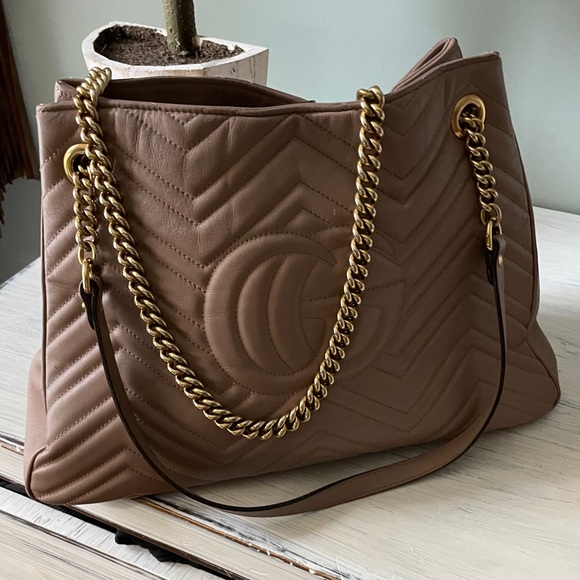 Gucci Marmont Matelasse Leather Tote - Picture 2 of 13